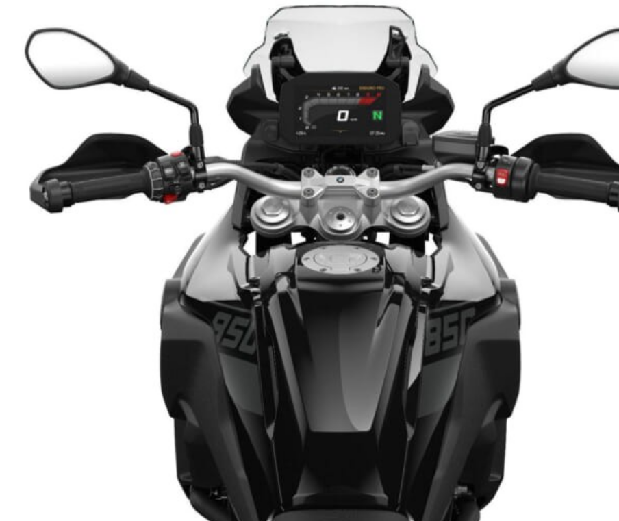 宝马2022年款的各种车型摩托车亮相