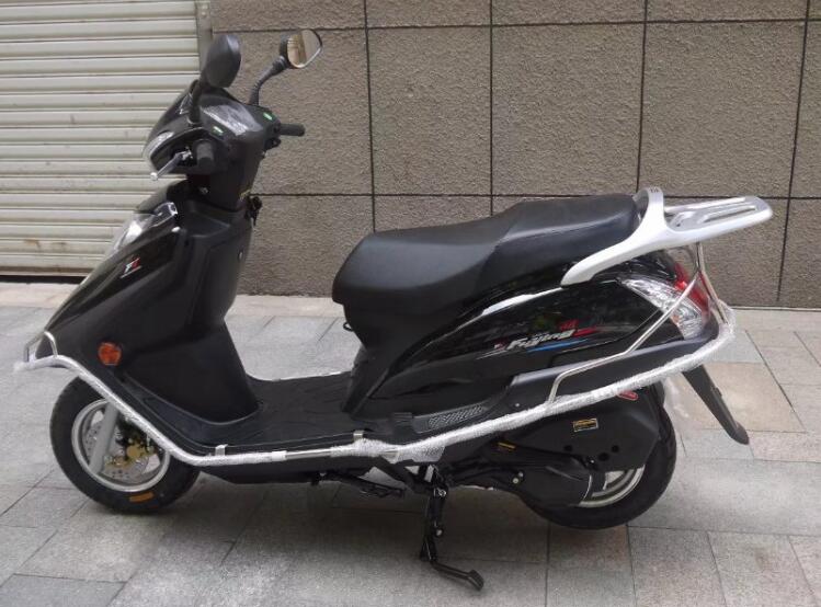 嘉陵本田踏板摩托车125(重庆嘉陵踏板摩托车125)