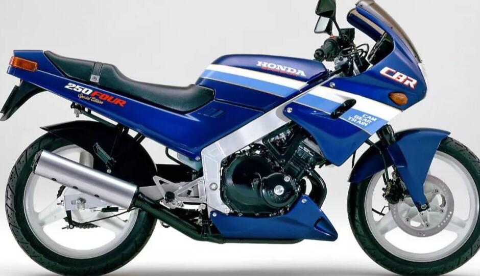 本田250摩托车踏板摩托车多少钱(本田250踏板摩托车价格图片)