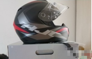 摩托车头盔怎么选？SHOEI、ARAI、OGK头盔怎么样？摩托车头盔选购指南