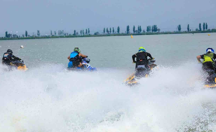 2022中国摩托艇联赛首战宁夏沙湖大奖赛精彩落幕