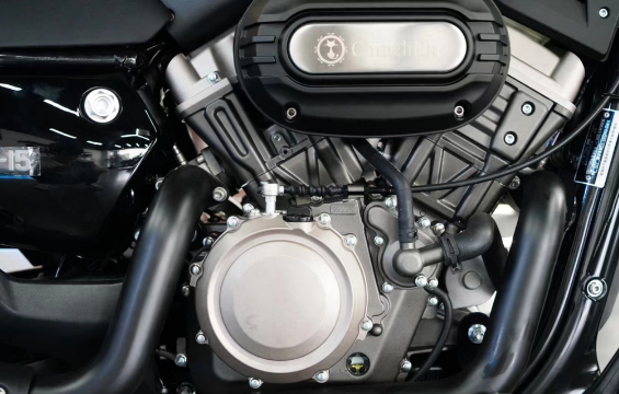 《3万以内性价比最高的摩托车》华丽8项升级TCS版金吉拉300，蜕变解析，售价23800元