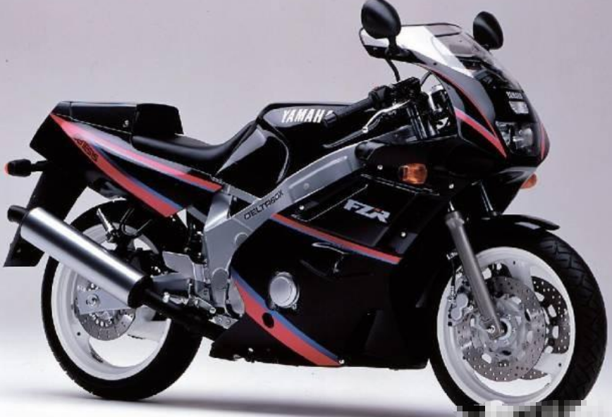 r6摩托车图片，雅马哈YZF-R6摩托车图片
