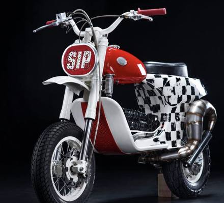 踏板摩托车改装：颠覆踏板摩托车印象的改装车VESPA PX150
